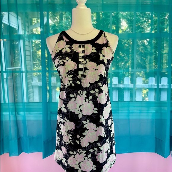 Lovesick Tops - Lovesick By Torrid Plus Size 3X Black and Pink Floral Lace-Up Blouse NWT